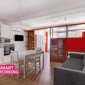 https://bright-and-cozy-studio-by-wonderful-italy.emilia-romagnahotels.net