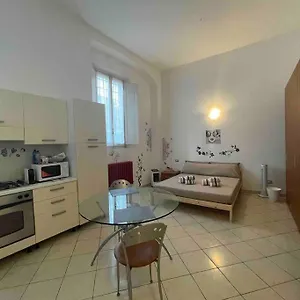 https://minimal-loft-in-centro-a-piacenza.emilia-romagnahotels.net