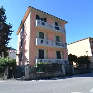 https://mario-apartment-levanto-5-terre.hotelitalianriviera.com